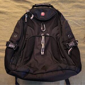 SWISSGEAR SWISS ARMY AIRFLOW BLACK BACKPACK - USED ONE TIME perfect condition!
